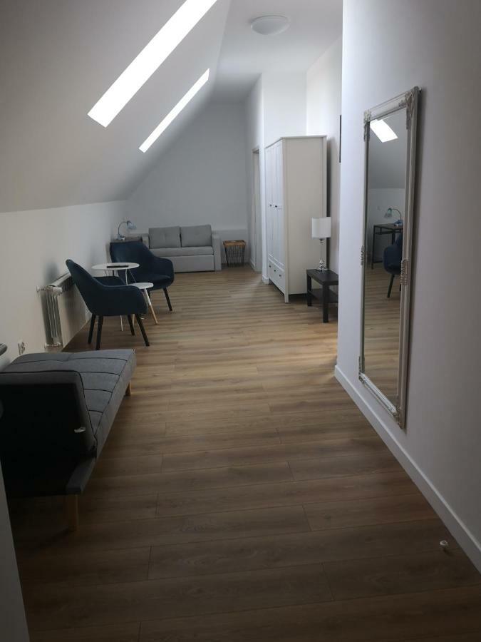 Leon'S Rooms Żary Eksteriør billede