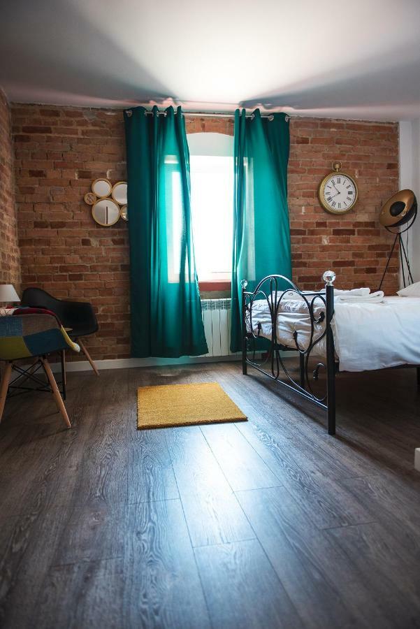 Leon'S Rooms Żary Eksteriør billede