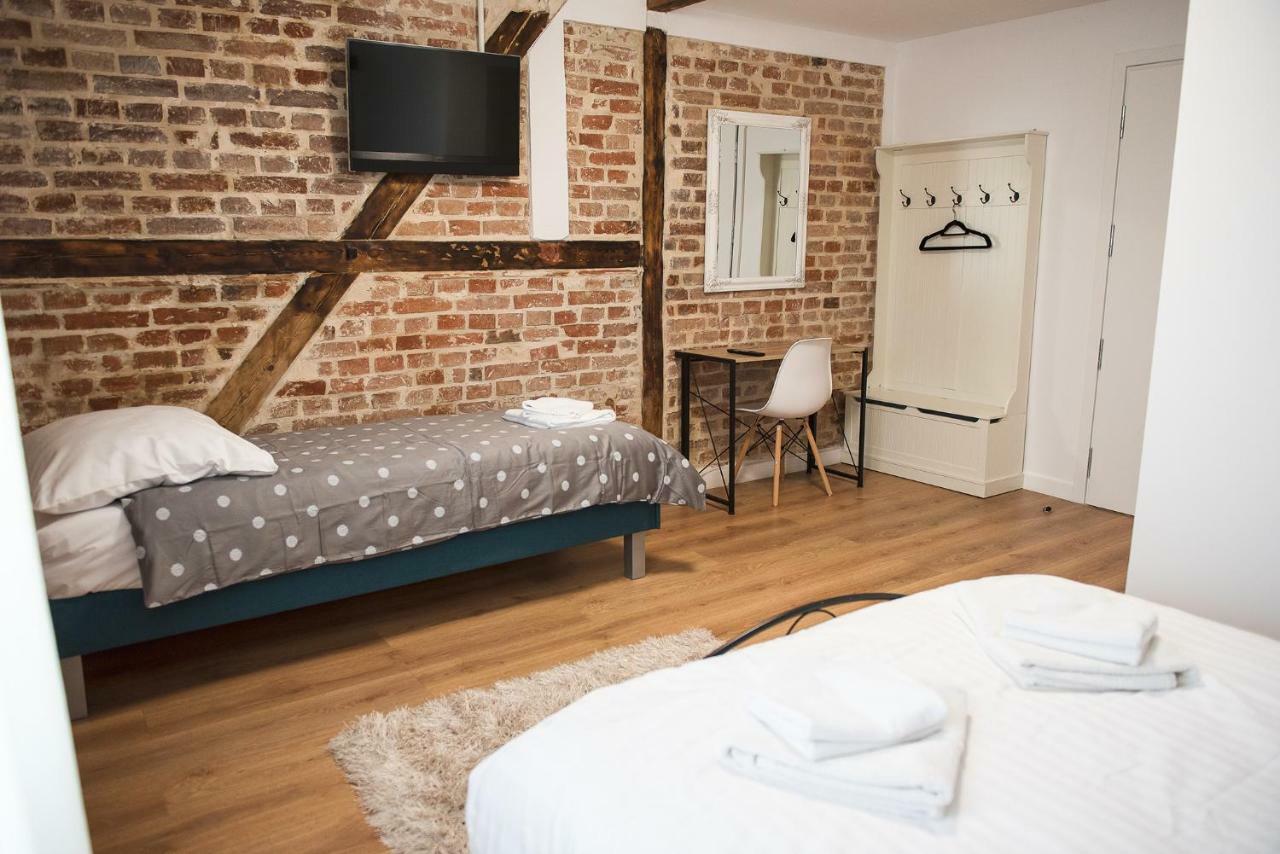 Leon'S Rooms Żary Eksteriør billede